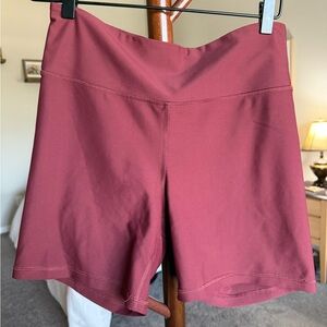 Old Navy Active PowerSoft High-Rise Bike Shorts – Burgundy L